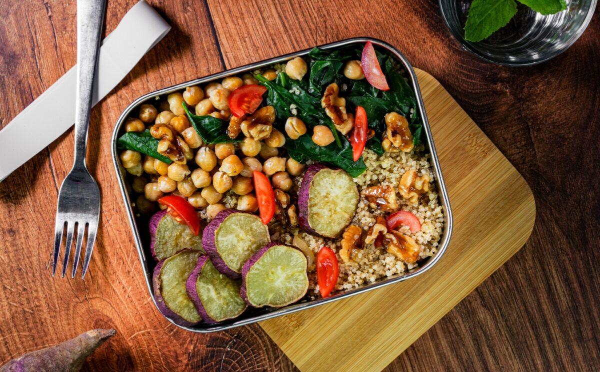 Sweet potato, chickpea and spinach lunch box