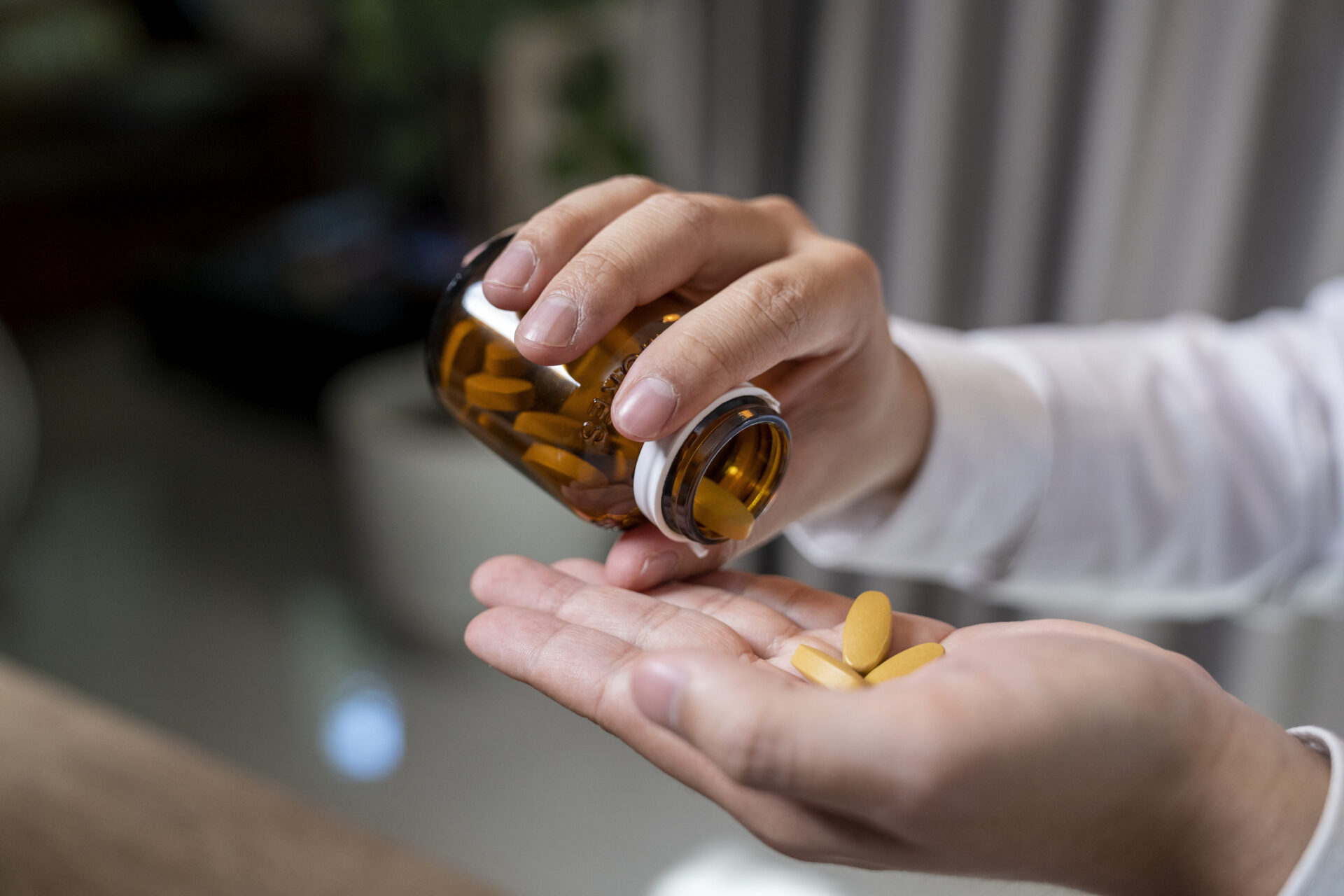 Calcium and vitamin D supplements have little or no meaningful effect on preventing bone fractures and falls - BMJ Group