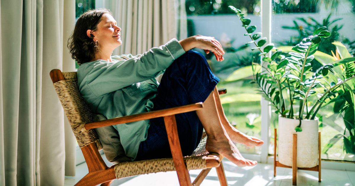 Mindfulness teacher shares top 3 exercises to get beginners hooked on the practice