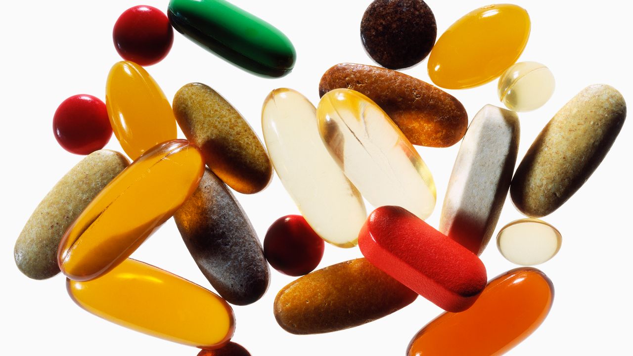 What 5 dermatologists really think about collagen supplements